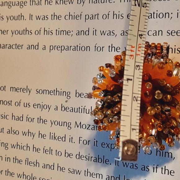 Strechy One Size Fits All Beaded Cluster Star Floral Ring in Orange and Brown - Picture 7 of 16